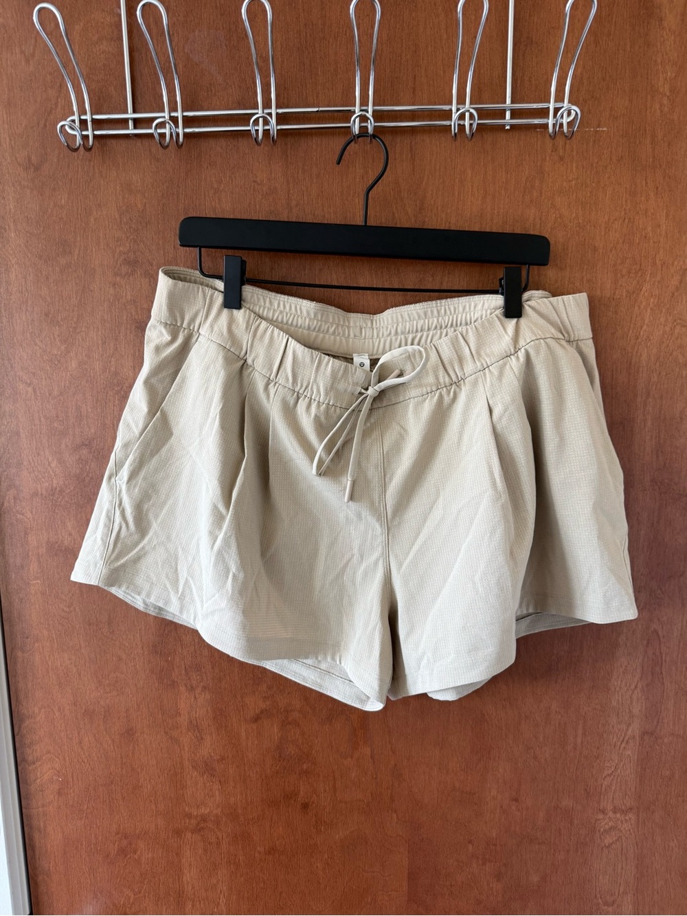 Lululemon Stroll at Sundown Ventlight Short 14